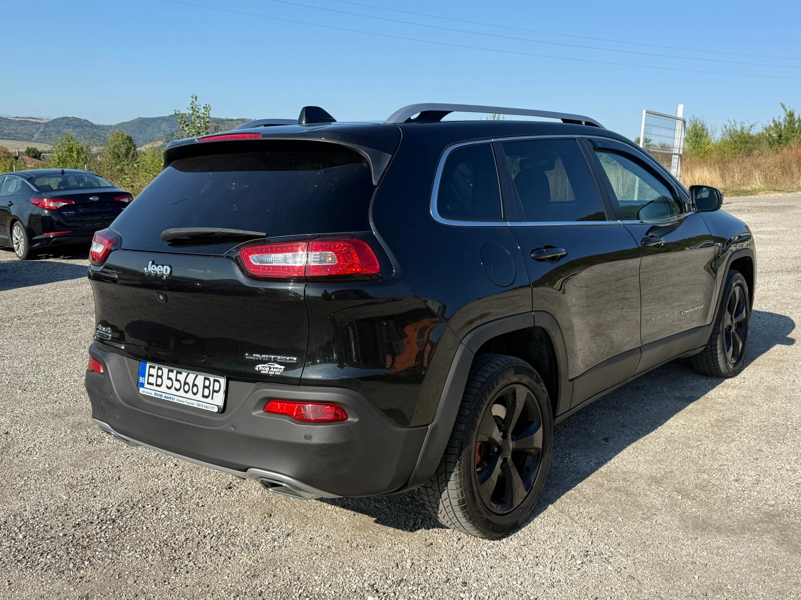 Jeep Cherokee 2.0M-Jet-автоматик-4Х4-нави-камера-обсуѝжен-, снимка 6 - Автомобили и джипове - 56113740