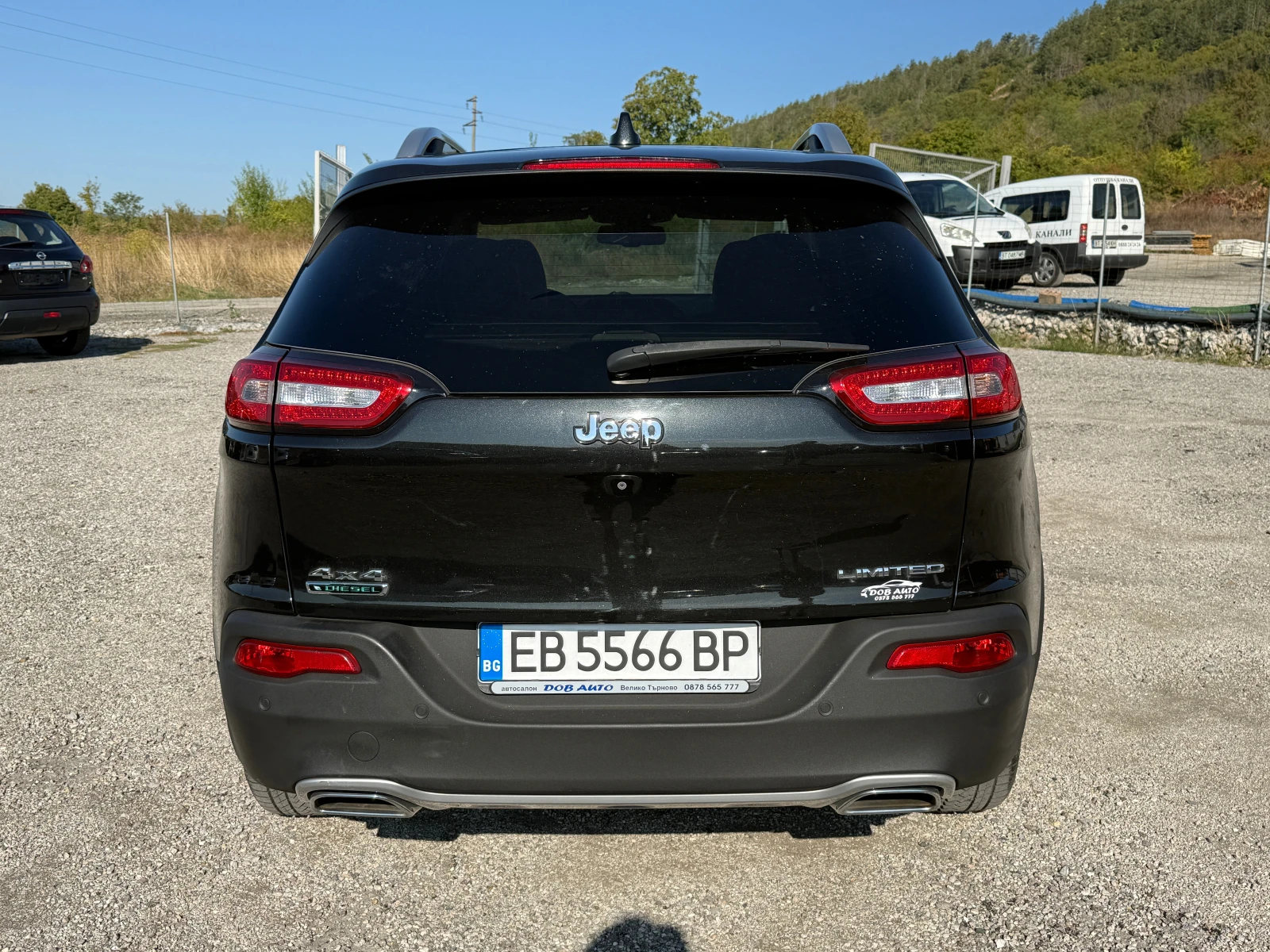 Jeep Cherokee 2.0M-Jet-автоматик-4Х4-нави-камера-обсуѝжен-, снимка 5 - Автомобили и джипове - 56113740