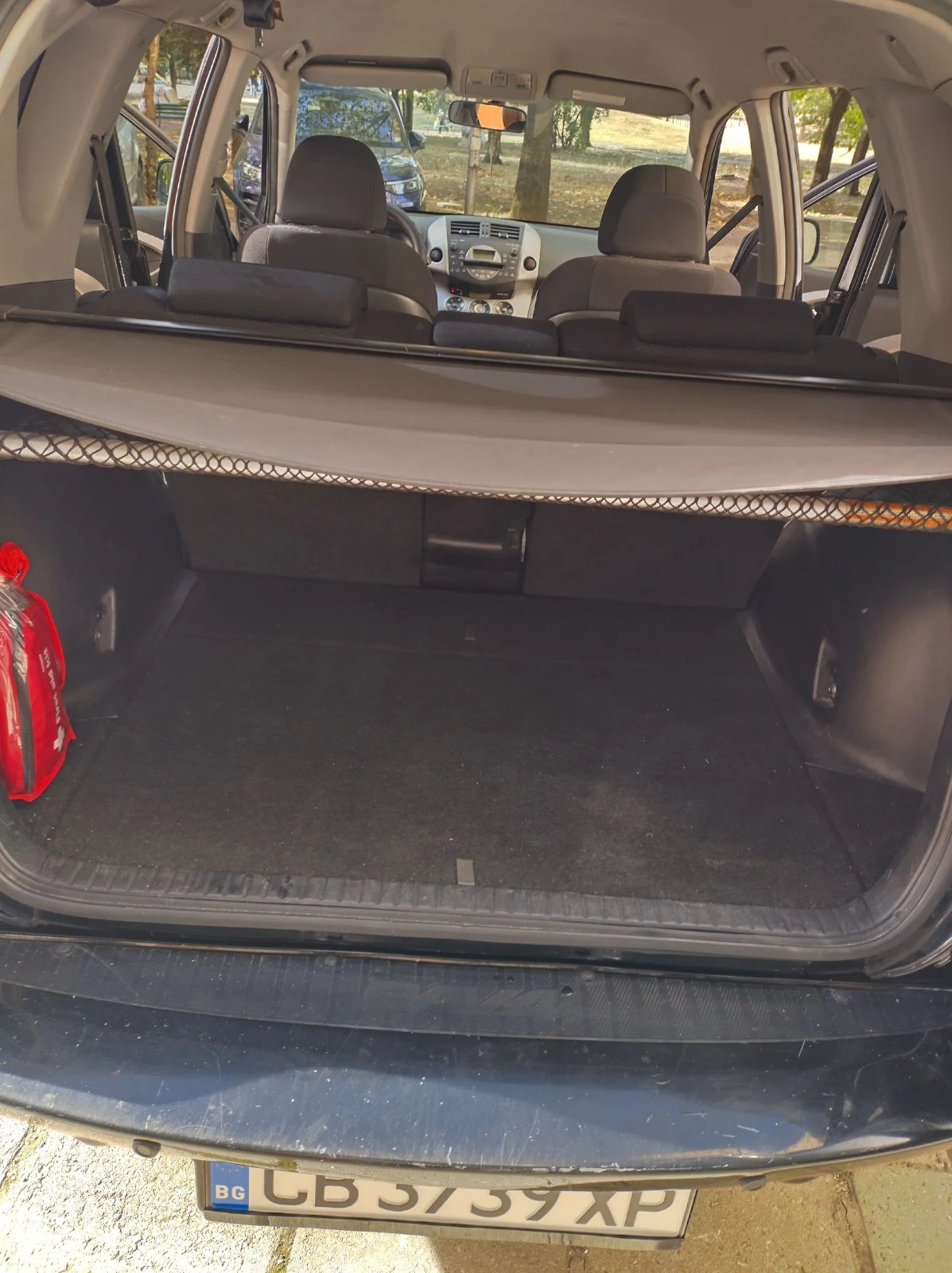 Toyota Rav4, снимка 8 - Автомобили и джипове - 56375065