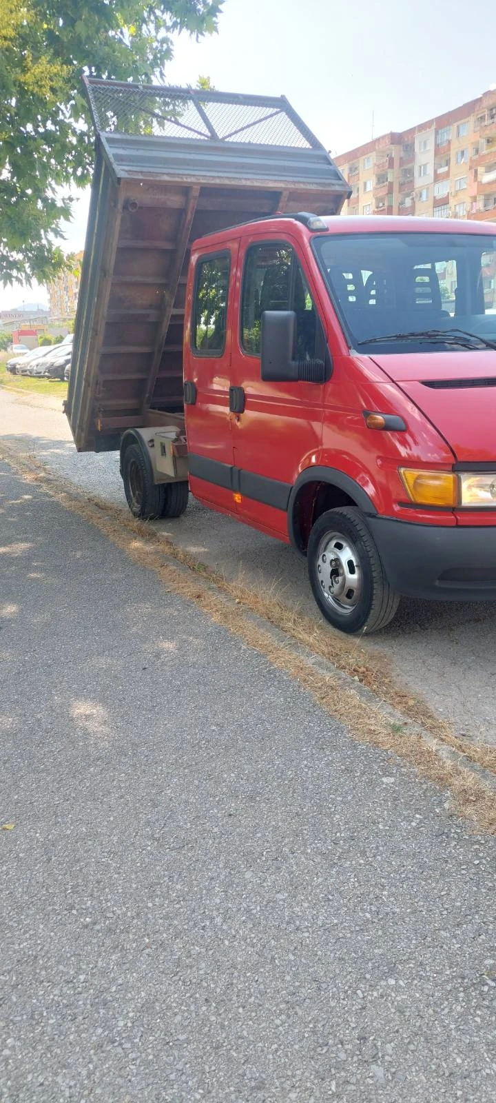 Iveco Daily 35C13 тристранен  - изображение 2
