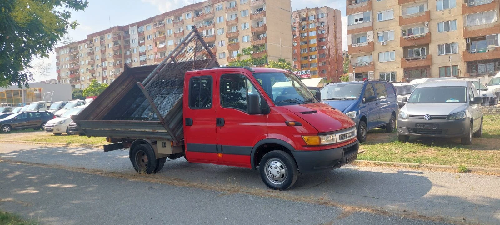 Iveco Daily 35C13 тристранен  - изображение 10