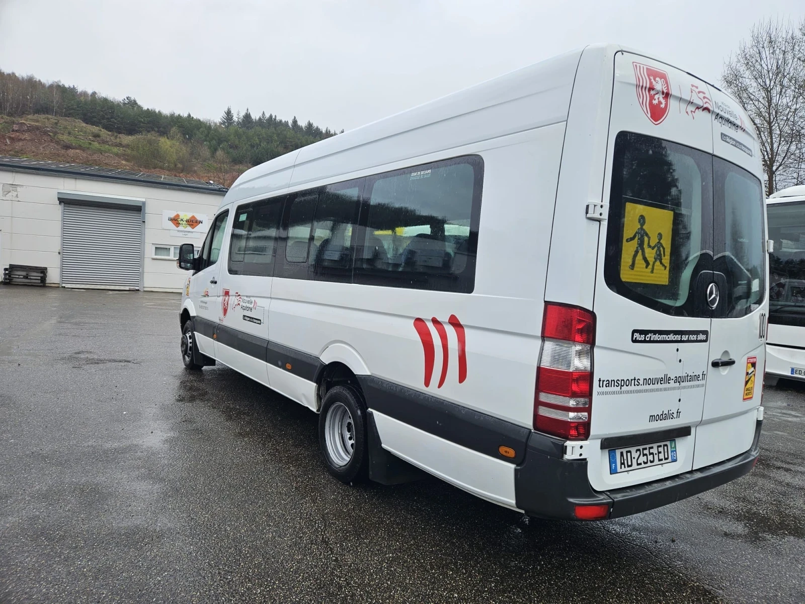 Mercedes-Benz Sprinter 515 ом646 АВТОМАТИЧНА ВРАТА , 2-КЛИМАТИК, снимка 4 - Бусове и автобуси - 53924456