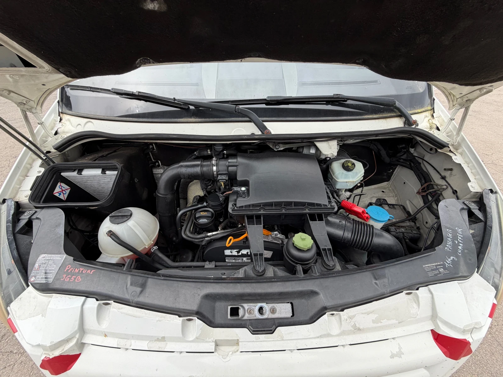 VW Crafter 2.5tdi АВТОМАТИЧНА ВРАТА , 2-КЛИМАТИК, снимка 17 - Бусове и автобуси - 53924456