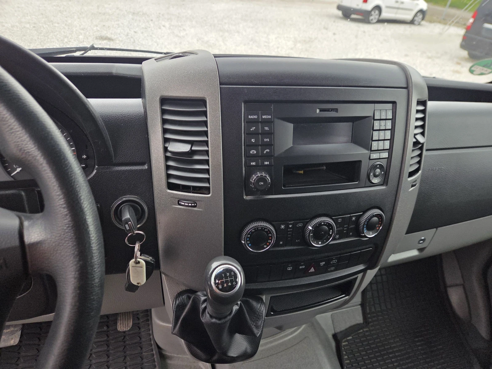 Mercedes-Benz Sprinter 313 CDI, 9 местен, Пътник, Климатик, снимка 11 - Бусове и автобуси - 55127381
