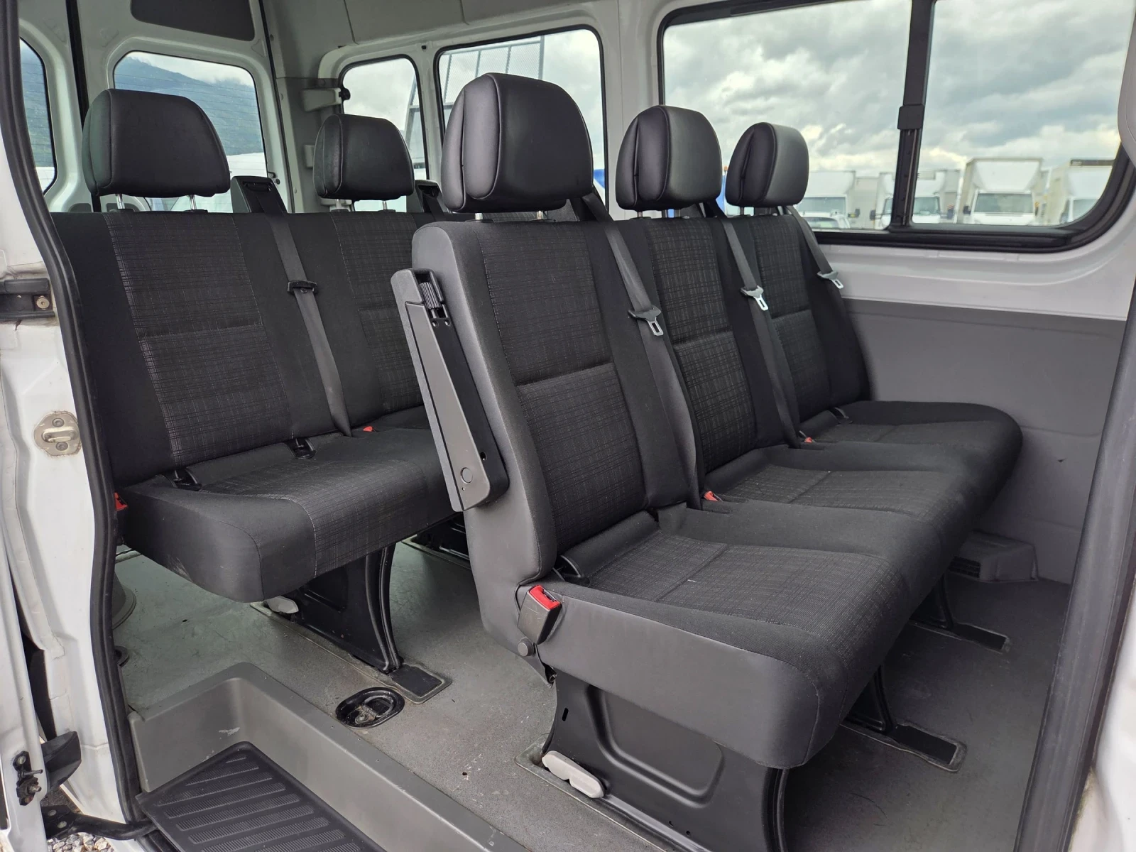 Mercedes-Benz Sprinter 313 CDI, 9 местен, Пътник, Климатик, снимка 13 - Бусове и автобуси - 55127381