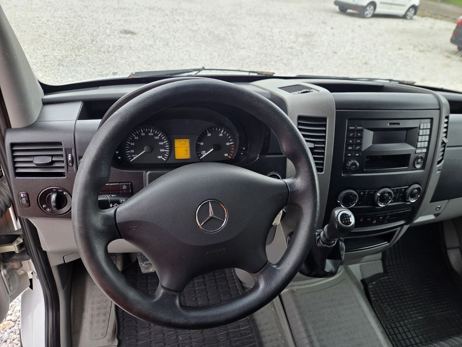 Mercedes-Benz Sprinter 313 CDI, 9 местен, Пътник, Климатик, снимка 10 - Бусове и автобуси - 55127381