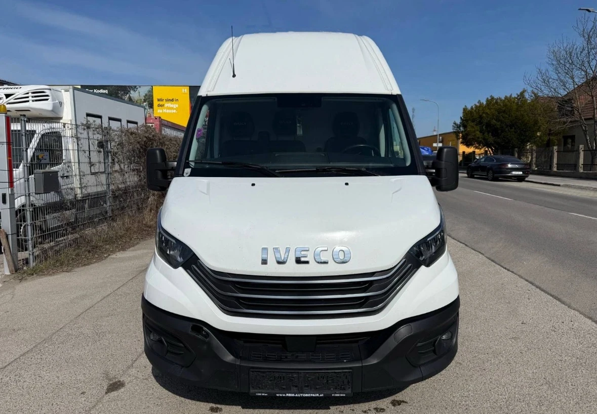 Iveco Daily 35s18* XXL* МАКСИ* LED* NAVI* AC* , снимка 2 - Бусове и автобуси - 55251095