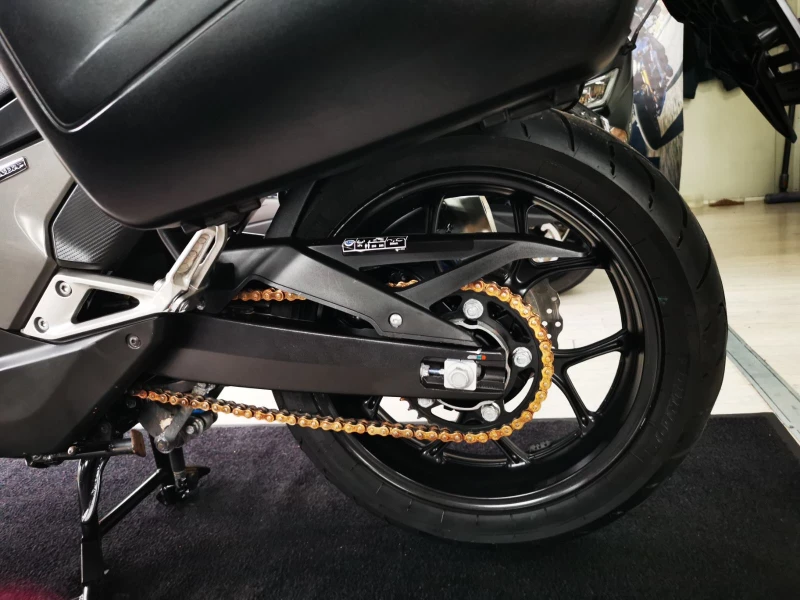 Honda Integra 750i LED/ABS 05.2017г., снимка 7 - Мотоциклети и мототехника - 52481163