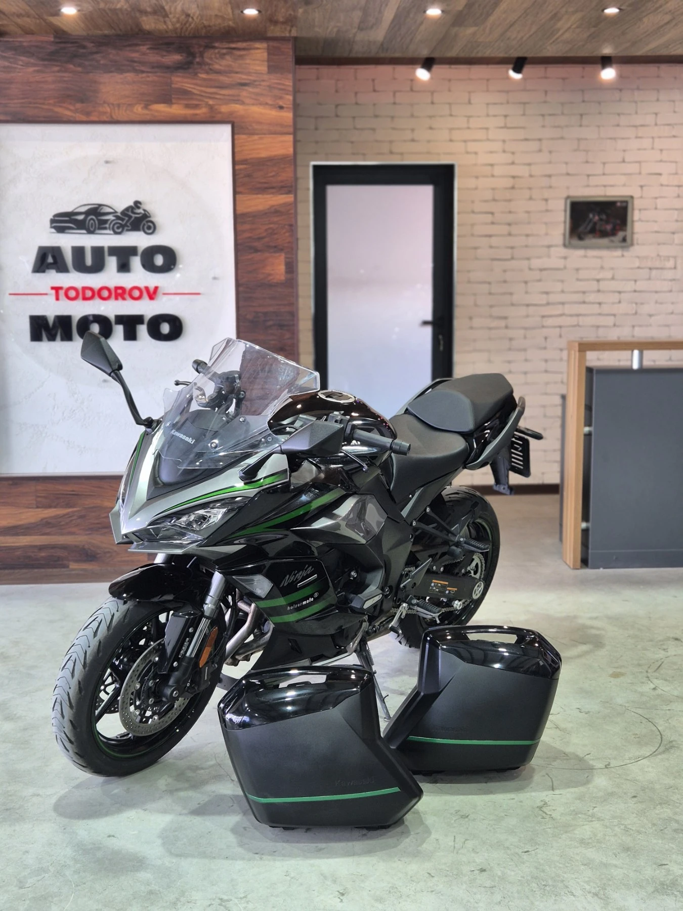 Kawasaki Ninja 1000 SX ABS! QS! TC! Нов внос от Швейцария!!!, снимка 3 - Мотоциклети и мототехника - 55434987