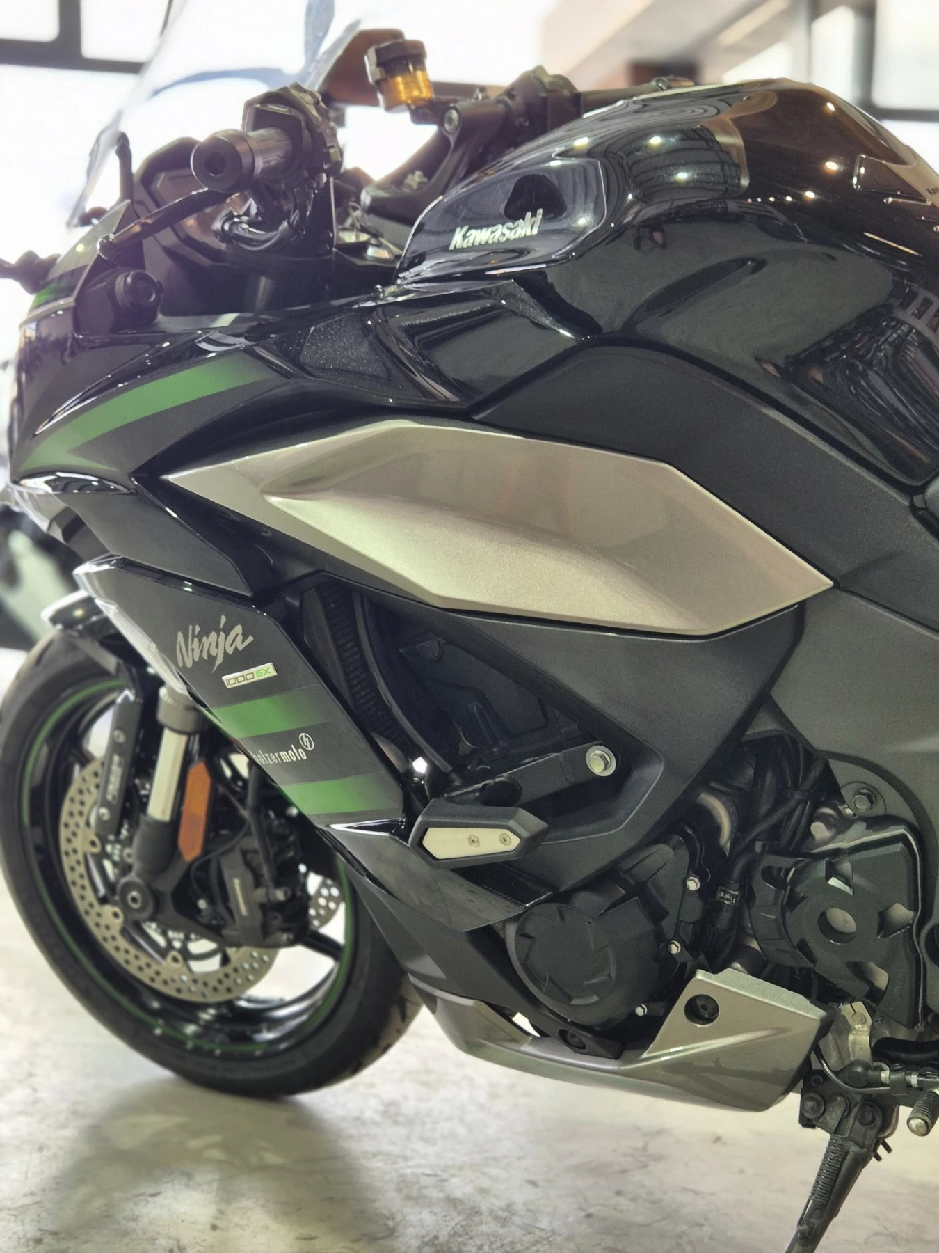 Kawasaki Ninja 1000 SX ABS! QS! TC! Нов внос от Швейцария!!!, снимка 10 - Мотоциклети и мототехника - 55434987