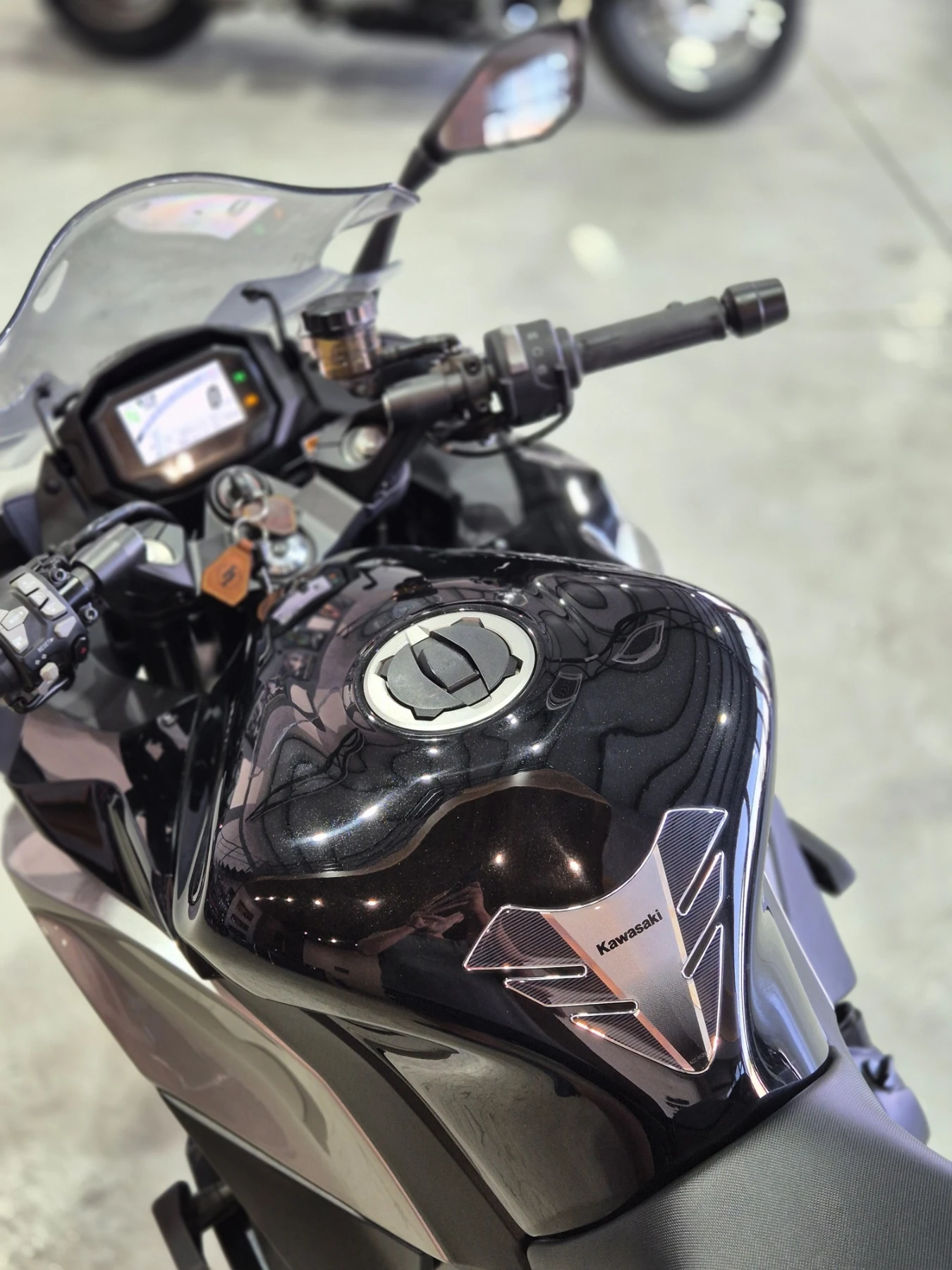 Kawasaki Ninja 1000 SX ABS! QS! TC! Нов внос от Швейцария!!!, снимка 14 - Мотоциклети и мототехника - 55434987