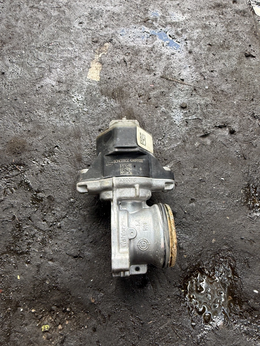 EGR клапан за Mercedes GLA X156 22CDI 651 A6511401160-1819-1819