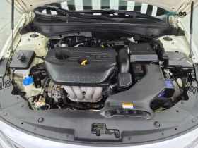 Kia K5, снимка 17