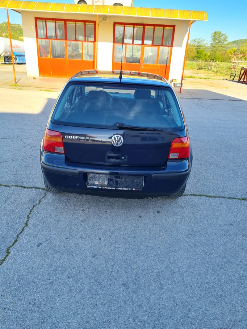 VW Golf 1.4куб.75к.с. , снимка 2 - Автомобили и джипове - 45199041