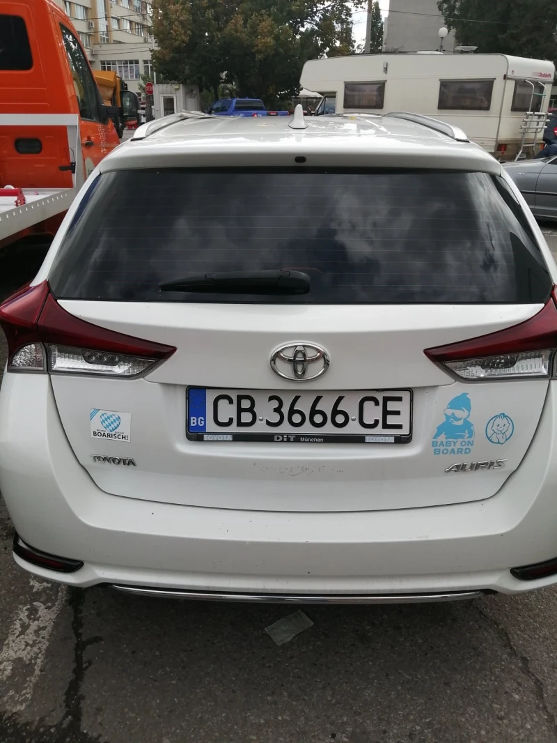 Toyota Auris Touring Sport, снимка 12 - Автомобили и джипове - 46929670