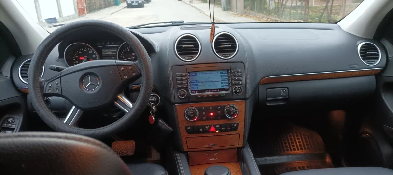 Mercedes-Benz GL 320 3.2, снимка 7 - Автомобили и джипове - 47824881