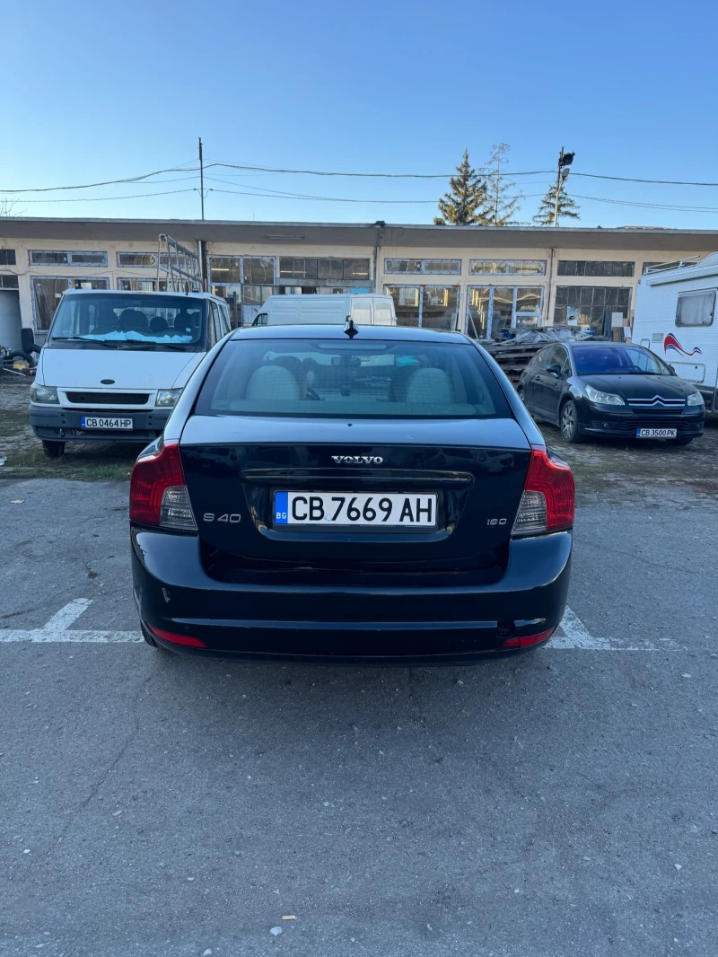 Volvo S40, снимка 4 - Автомобили и джипове - 47893916