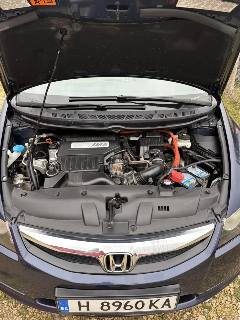 Honda Civic 1.3L SOHC i-VTEC Hybrid, снимка 8 - Автомобили и джипове - 48948519