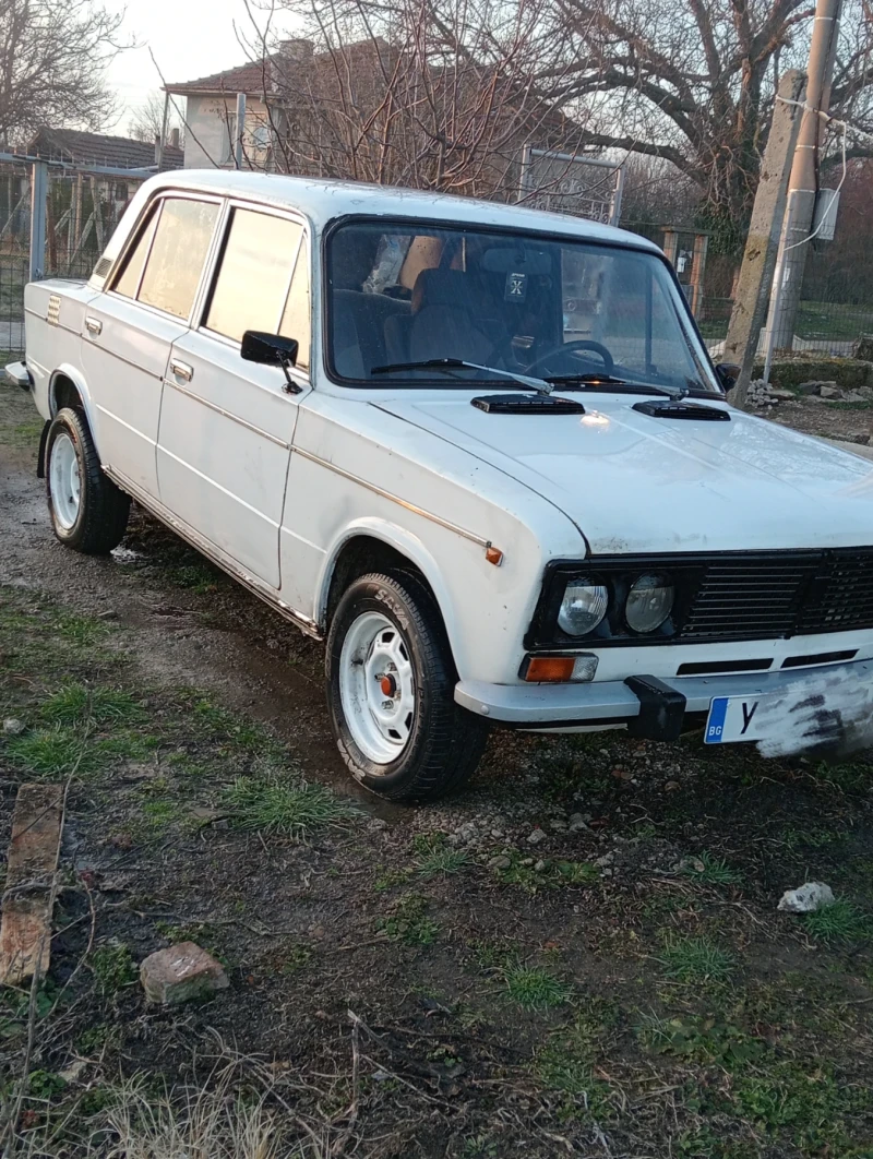 Lada 2103 Лада 2103 двигател 1600 5 степенна скоростна кутия, снимка 2 - Автомобили и джипове - 49060909