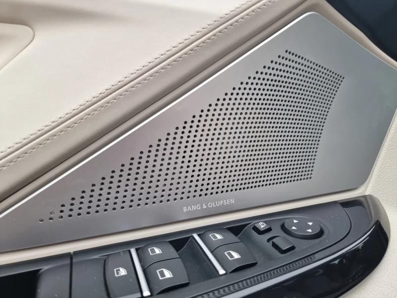 BMW 640 * INDIVIDUAL* Bang and Olufsen* Mpack* Kamera , снимка 7 - Автомобили и джипове - 52281484