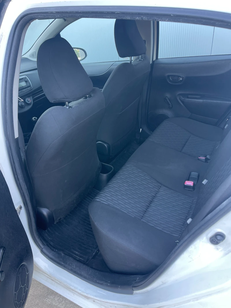 Toyota Auris, снимка 5 - Автомобили и джипове - 50879462