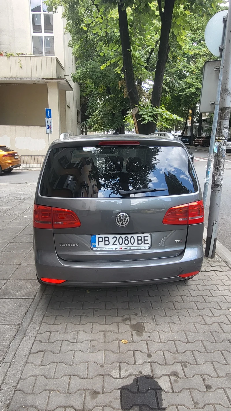 VW Touran 1.6TDI DSG7, снимка 3 - Автомобили и джипове - 51422939