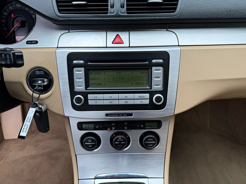 VW Passat 2.0TDI HIGHLINE, снимка 10 - Автомобили и джипове - 51924167