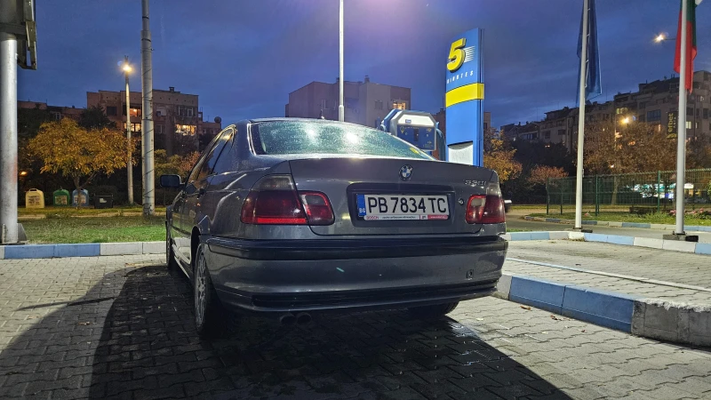 BMW 318, снимка 3 - Автомобили и джипове - 52240421