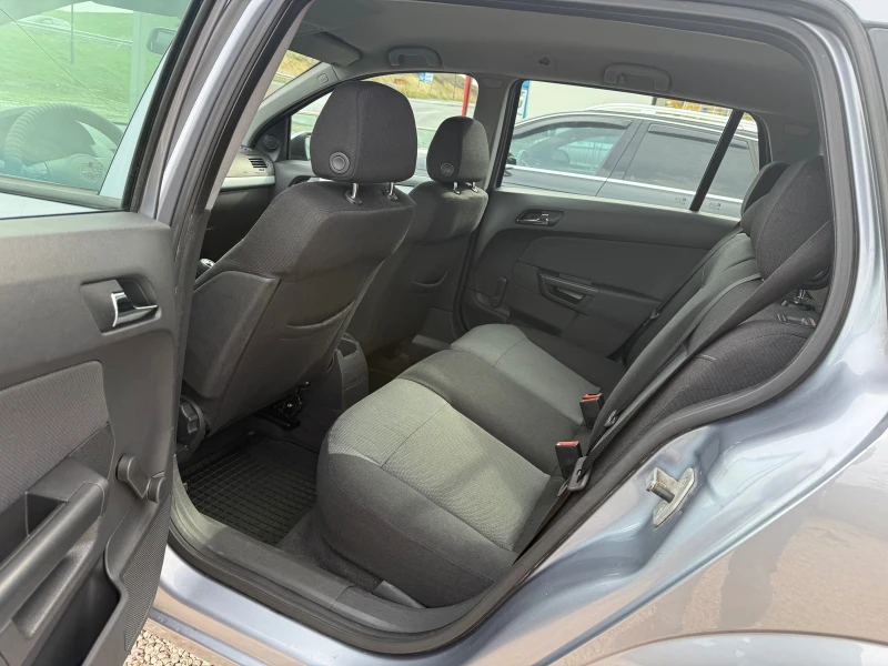Opel Astra 1.6i, GAZ, снимка 12 - Автомобили и джипове - 52481832