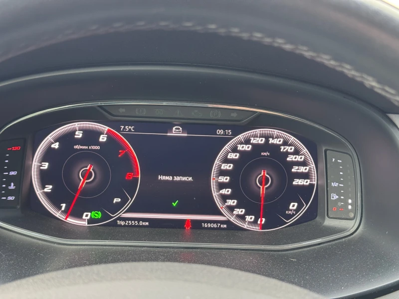 Seat Leon 1.5 TSI AT , снимка 11 - Автомобили и джипове - 52797725