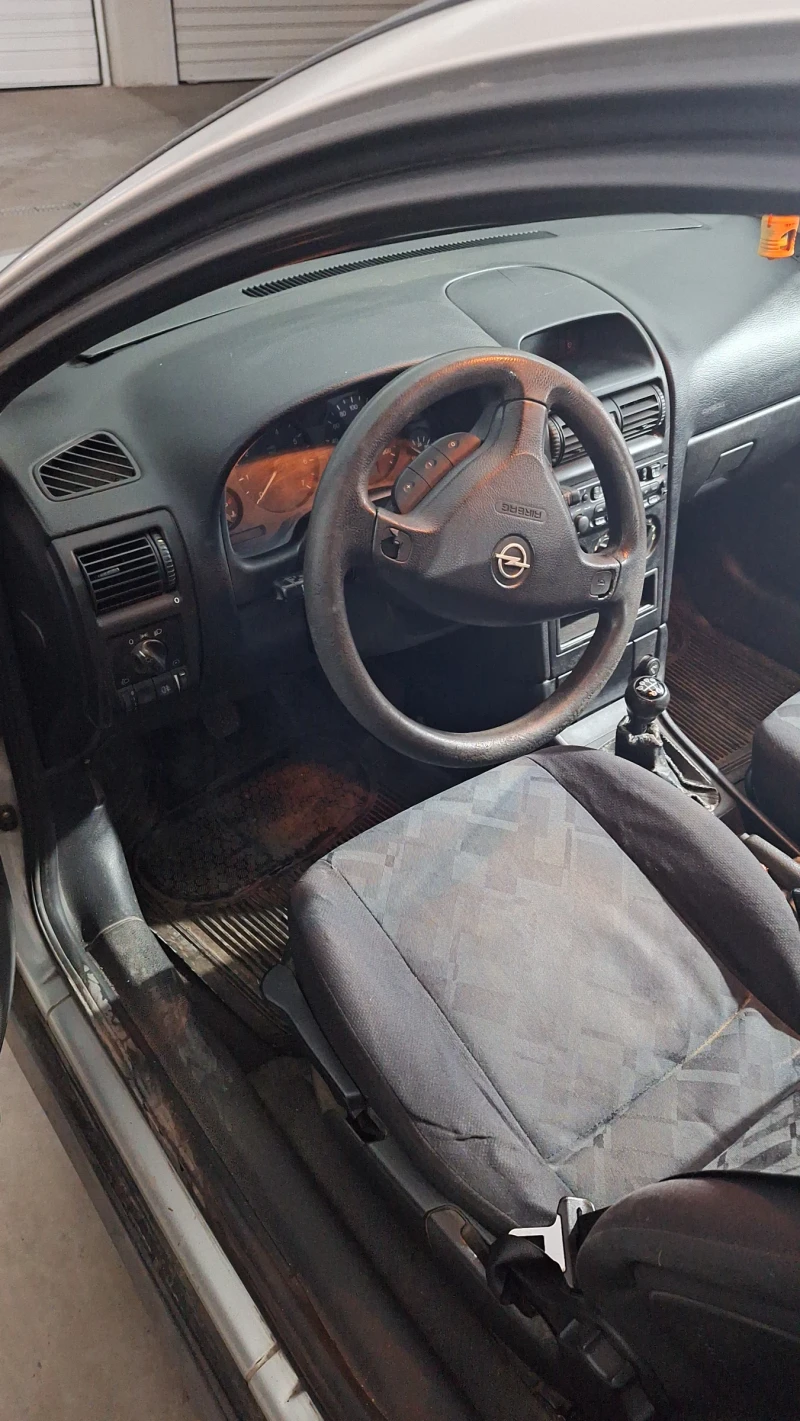 Opel Astra, снимка 6 - Автомобили и джипове - 52965859