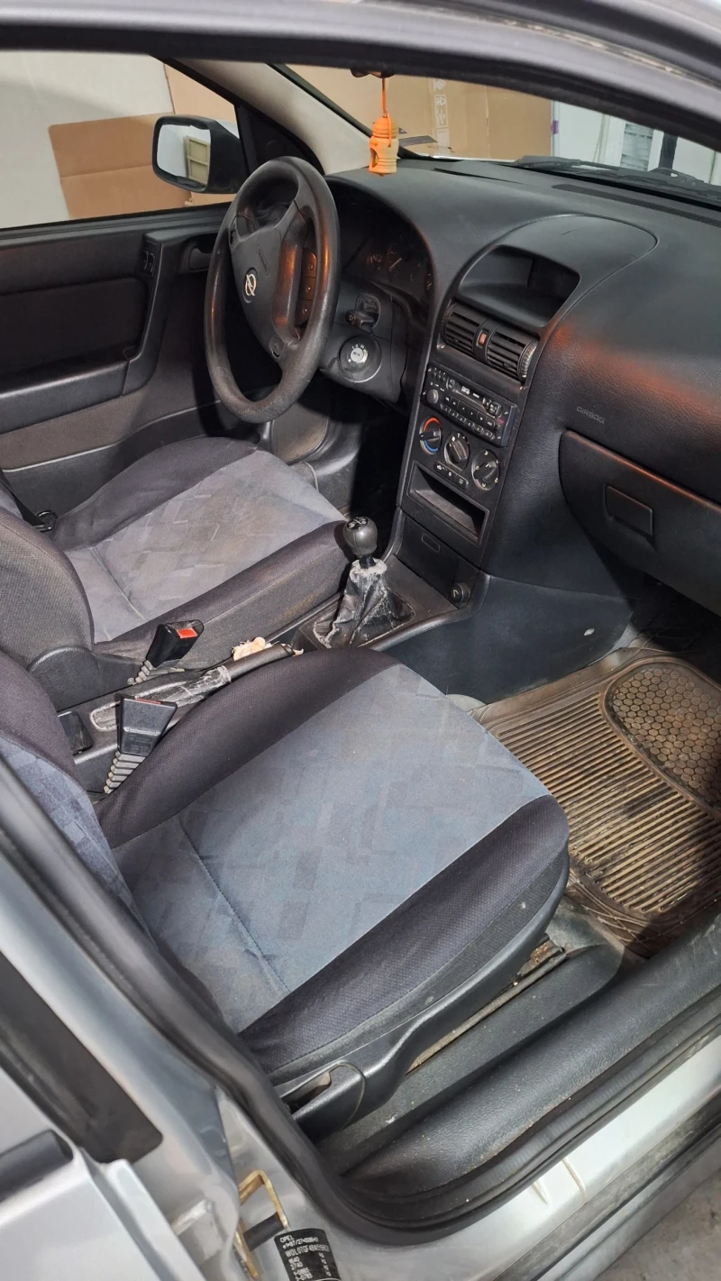 Opel Astra, снимка 3 - Автомобили и джипове - 52965859