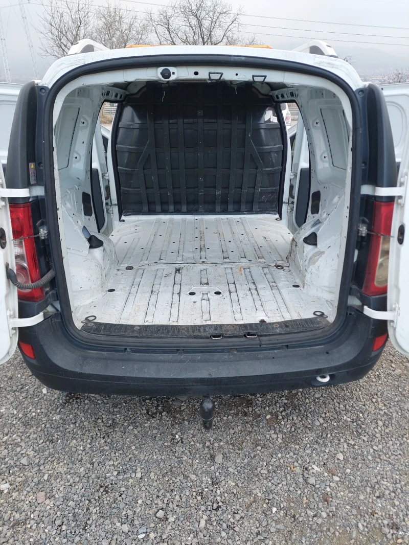 Dacia Logan 1.5dCi, снимка 11 - Автомобили и джипове - 53021849