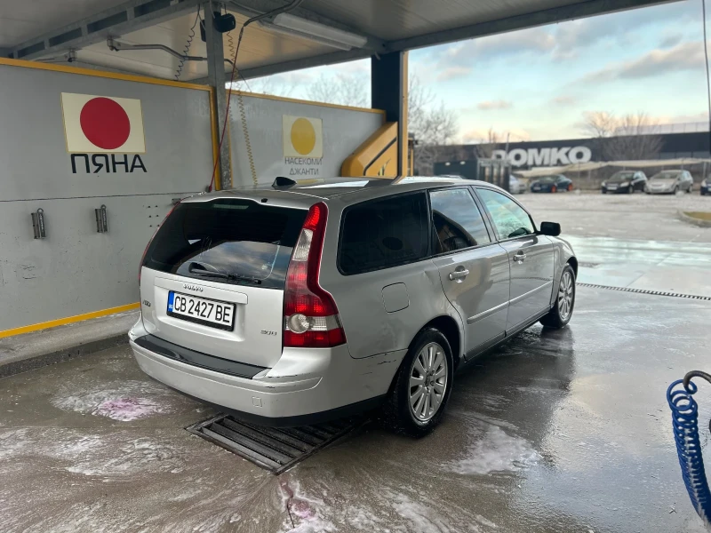 Volvo V50 2.0D, снимка 3 - Автомобили и джипове - 53454097
