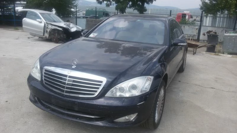 Mercedes-Benz S 500 на части, снимка 1 - Автомобили и джипове - 47090791