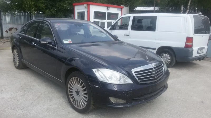 Mercedes-Benz S 500 на части, снимка 3 - Автомобили и джипове - 47090791