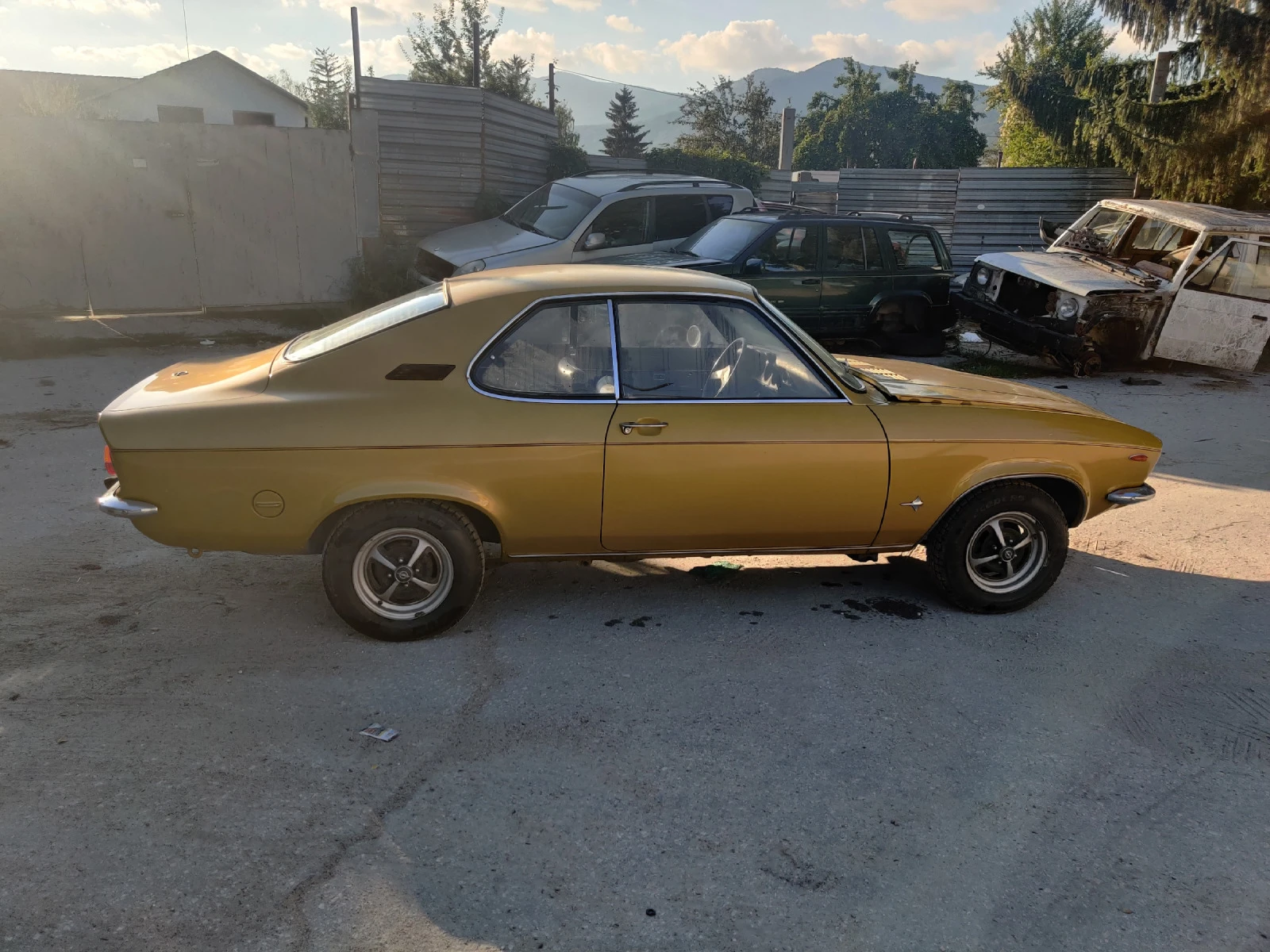 Opel Manta 1.2 - изображение 3