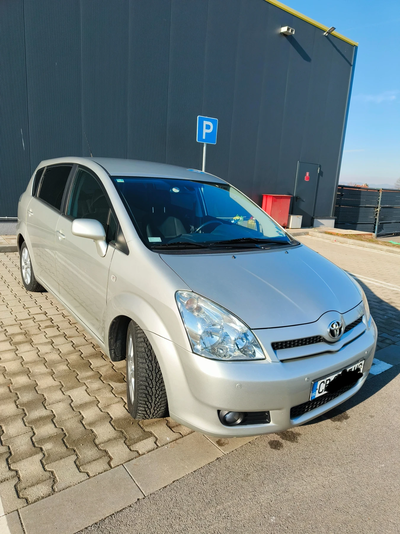 Toyota Corolla verso  - изображение 3