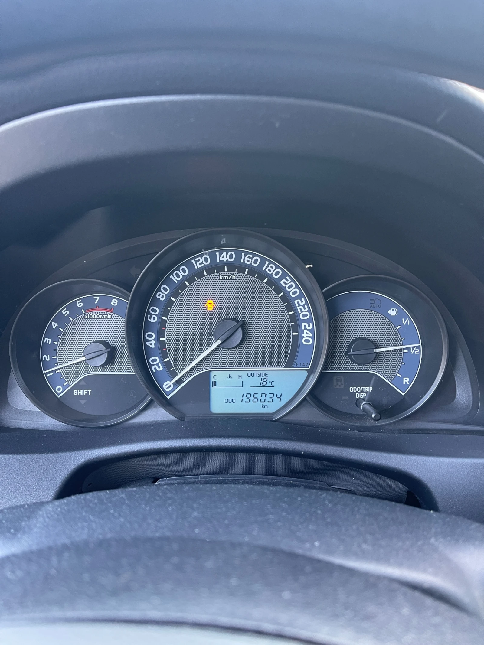 Toyota Auris  - изображение 4