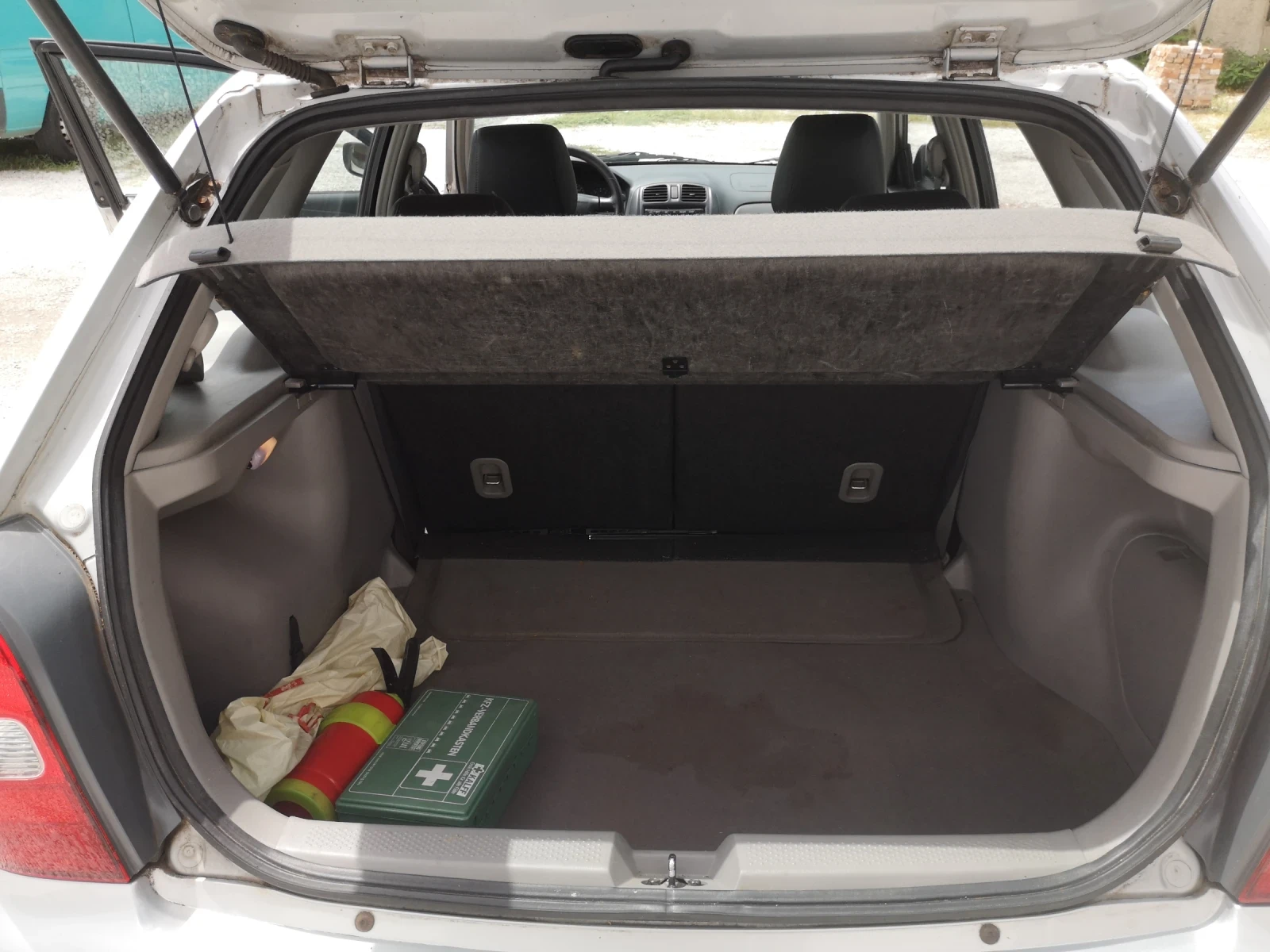 Mazda 323  - изображение 10