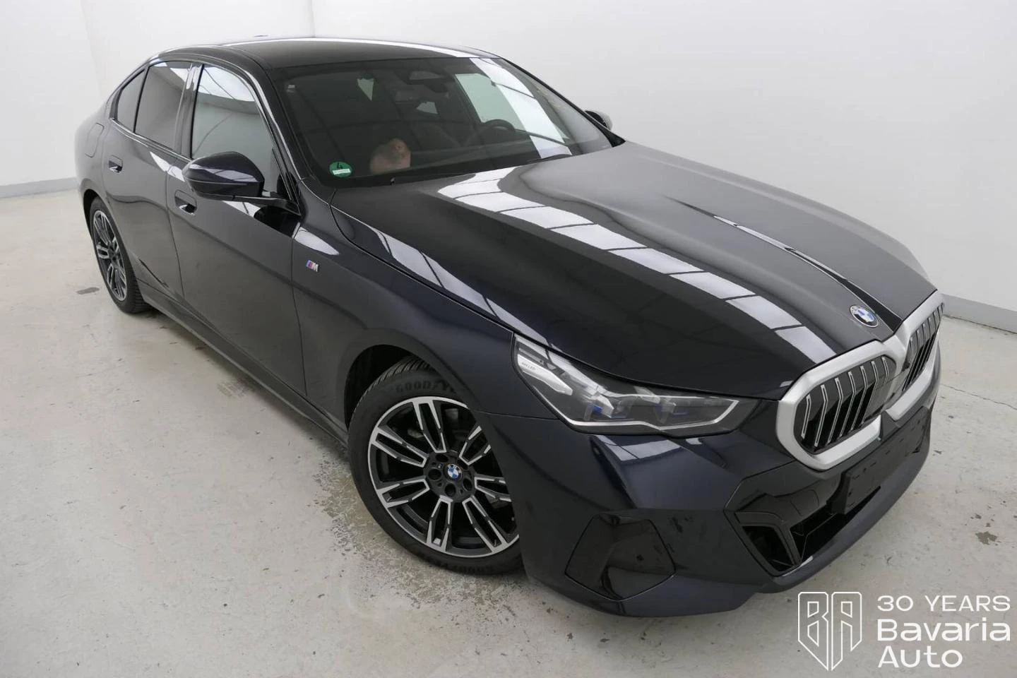 BMW 520 d xDrive M Sport Paket - изображение 4