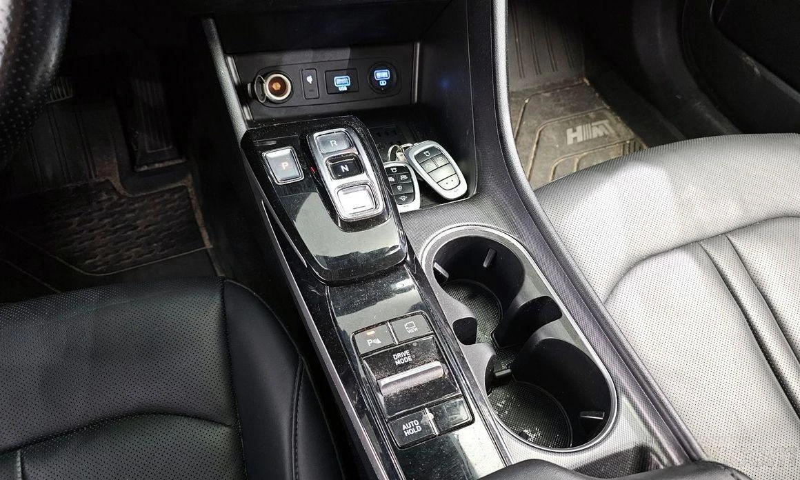 Hyundai Sonata 2.0 LPG Modern * НАЙ-ДОБРА ЦЕНА В БЪЛГАРИЯ*  - изображение 9