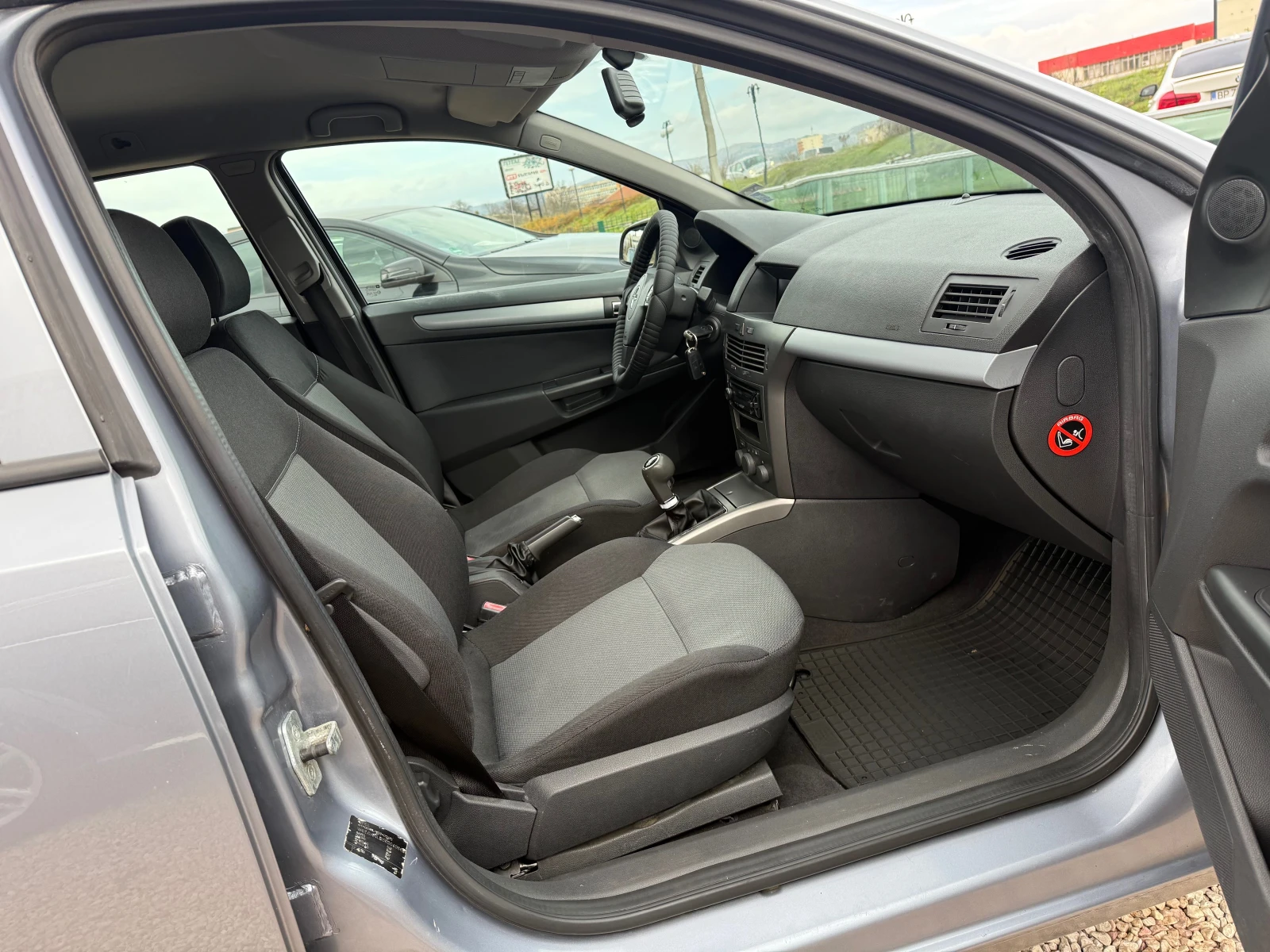 Opel Astra 1.6i, GAZ - изображение 10