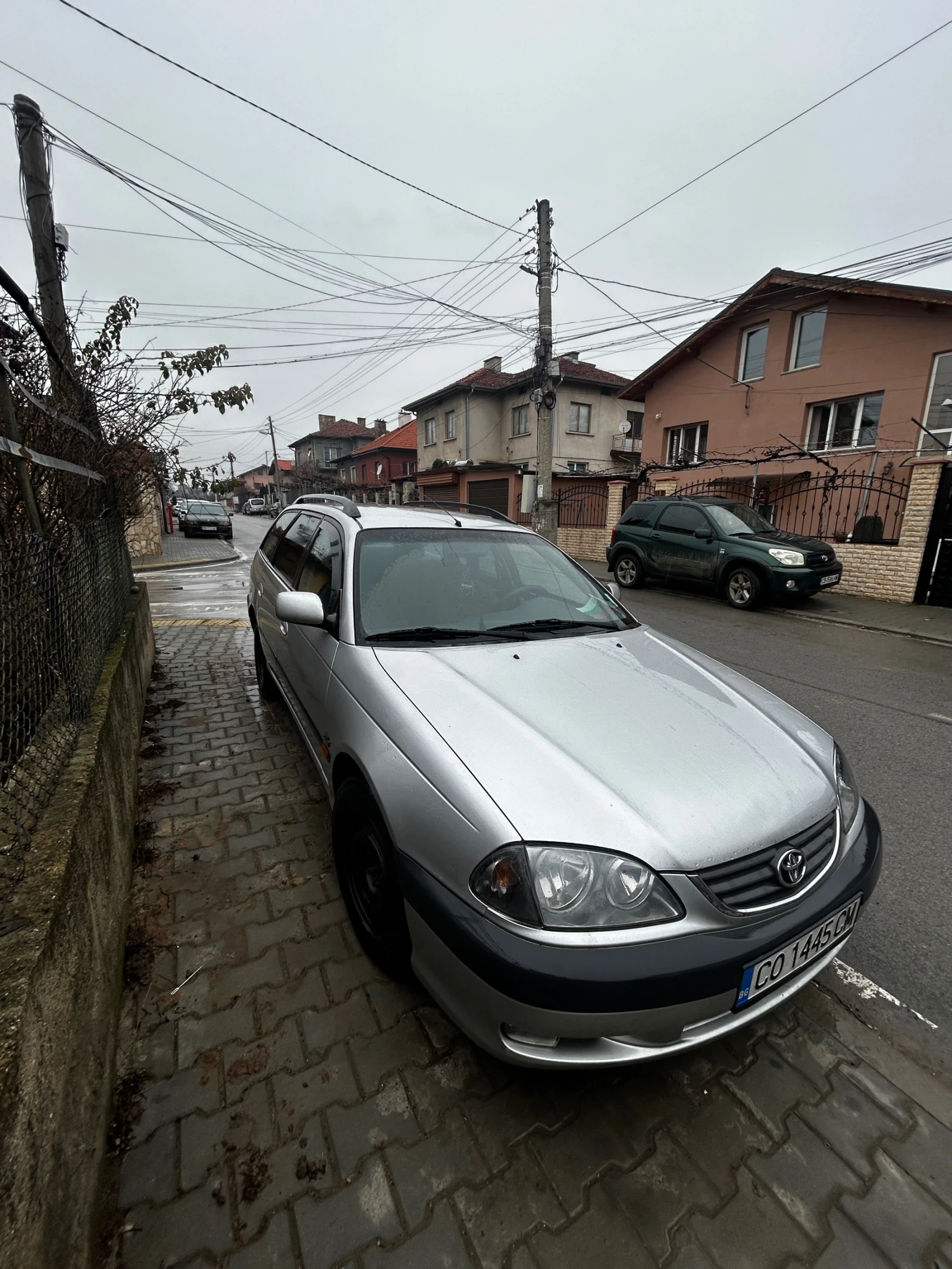 Toyota Avensis  - изображение 3