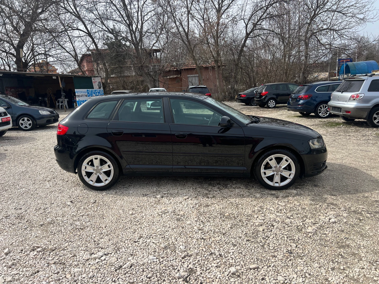 Audi A3 1.6 TDI SPORTBACK FACELIFT , снимка 2 - Автомобили и джипове - 53338482