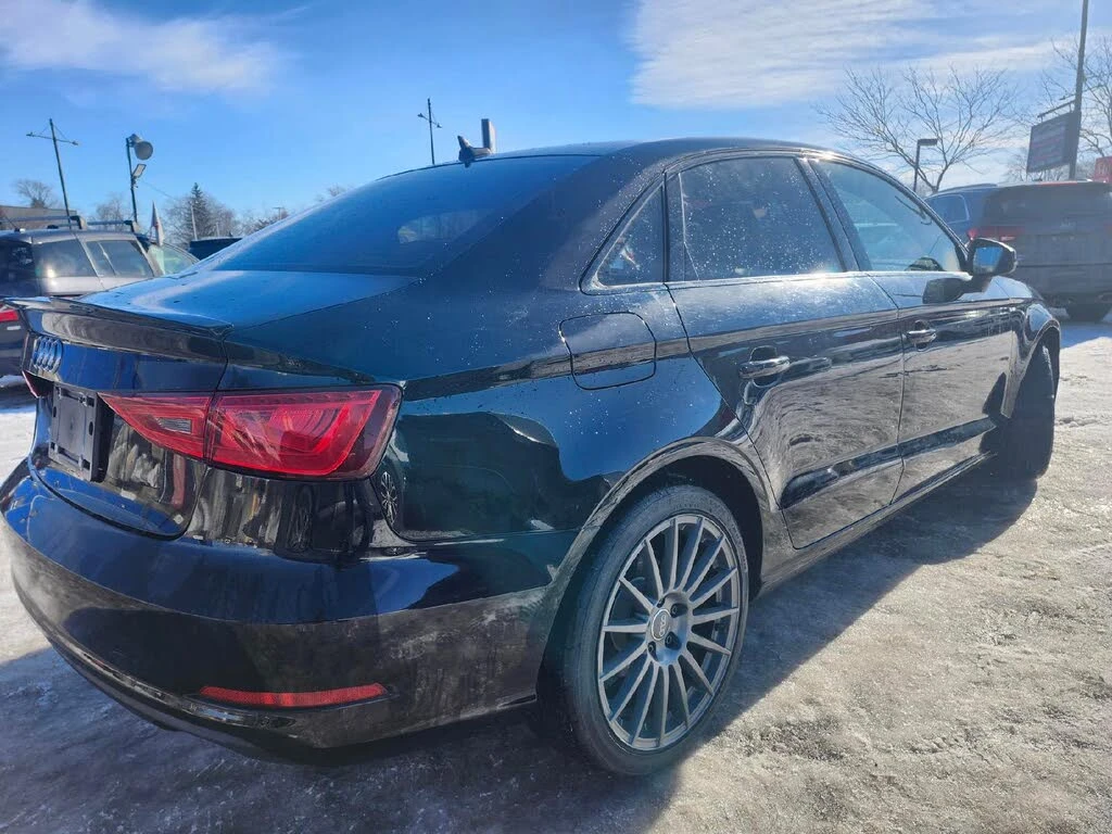 Audi A3 PREMIUM* S-LINE* INDIVIDUAL АвтоКредит(ЦЕНА ДО БГ) - изображение 2