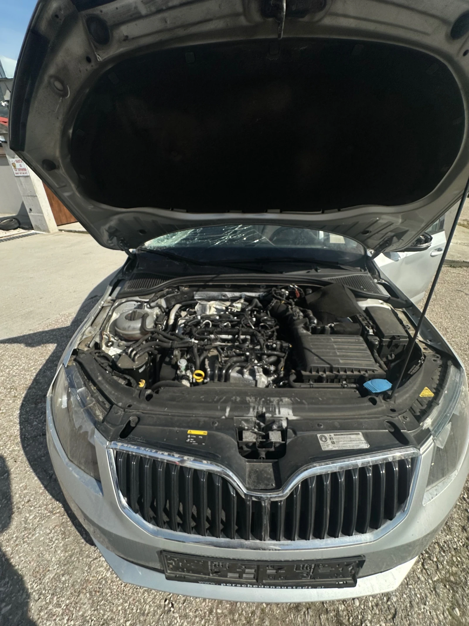 Skoda Octavia 1.6/6ск4х4 CXX, снимка 7 - Автомобили и джипове - 53793104