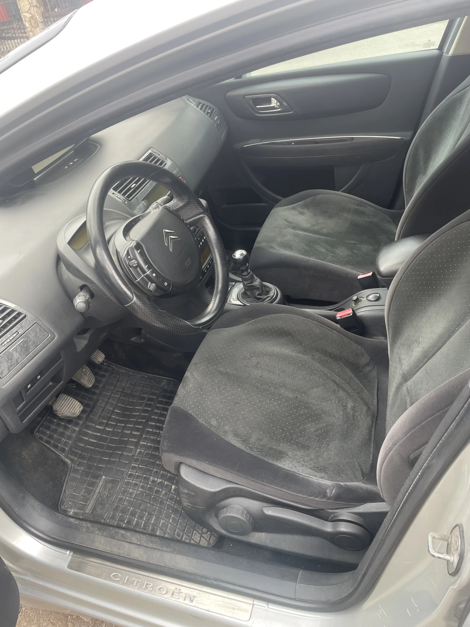 Citroen C4 Exclusive, снимка 6 - Автомобили и джипове - 53924671