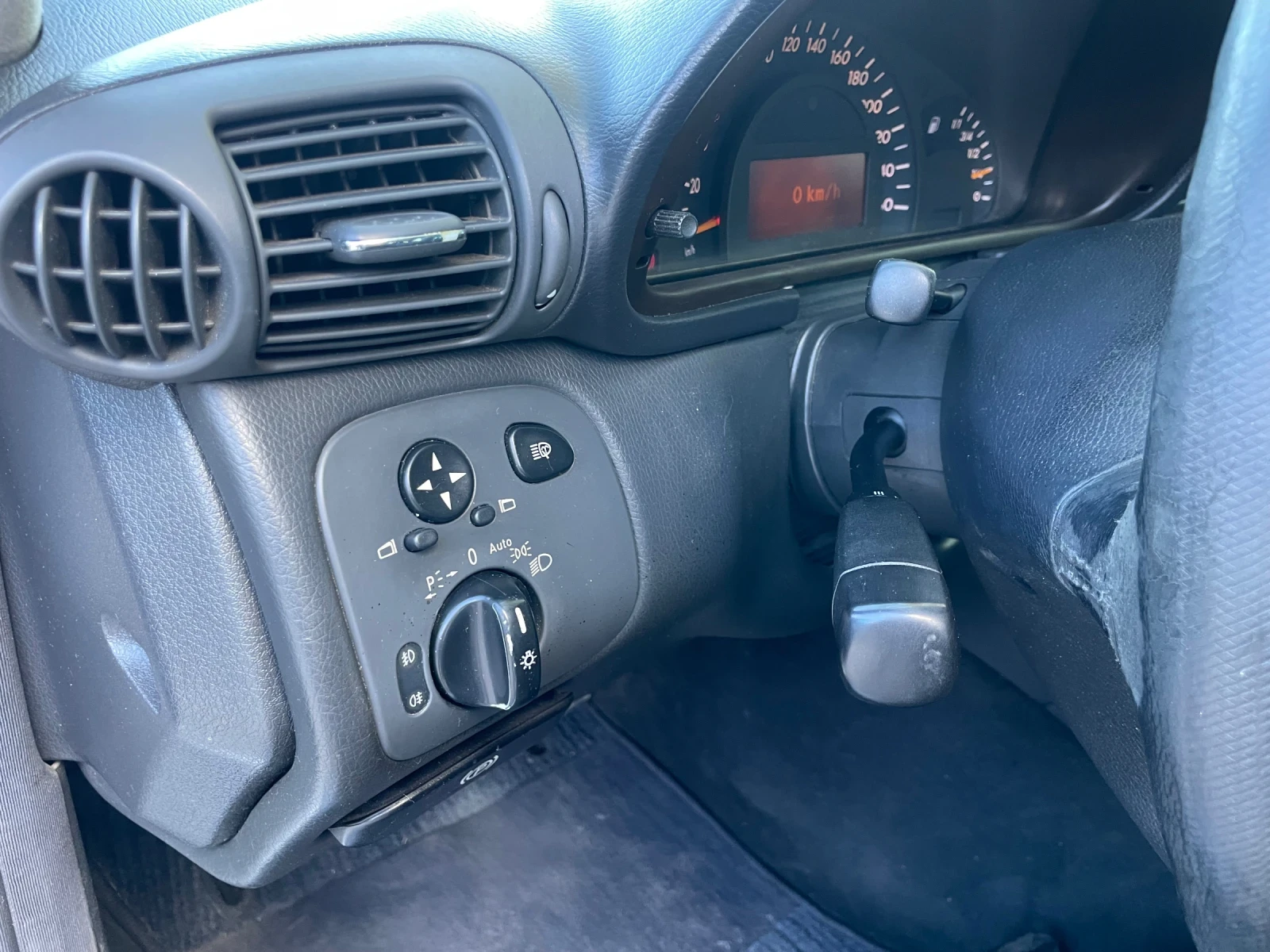 Mercedes-Benz C 220 Avantgarde Navi 6 �������� | Mobile.bg � ����������� 12