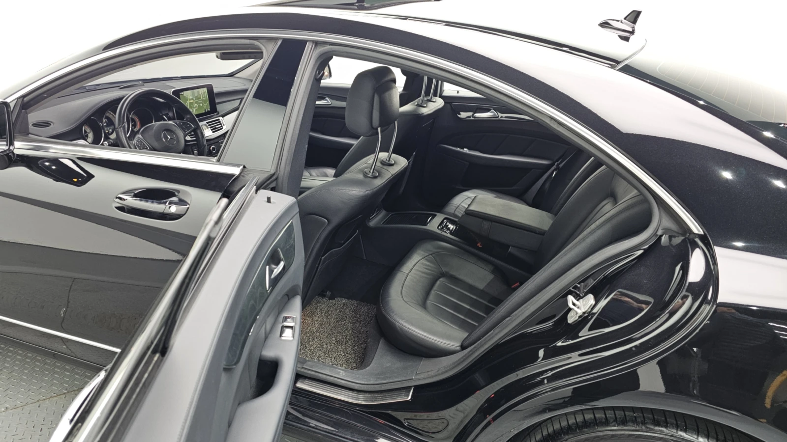 Mercedes-Benz CLS 350 FACE / 4MATIC / ������� ���� !!! | Mobile.bg � ����������� 11